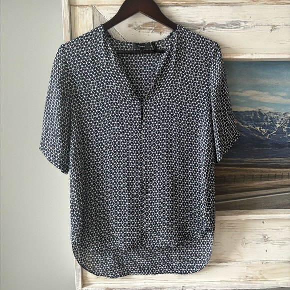 Theory silk top - Picture 2 of 8